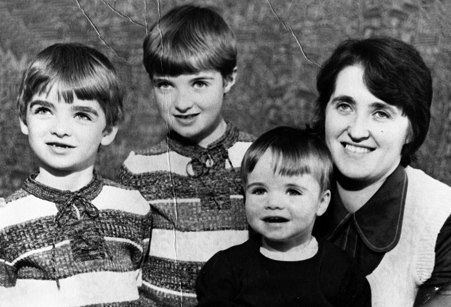 16 90s Photos Of Oasis At The Very Beginning